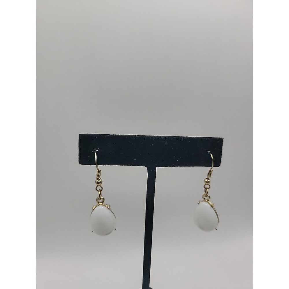 White Teardrop Dangle Earrings Gold Tone Minimalist Milky Cabochon Simple Elegan